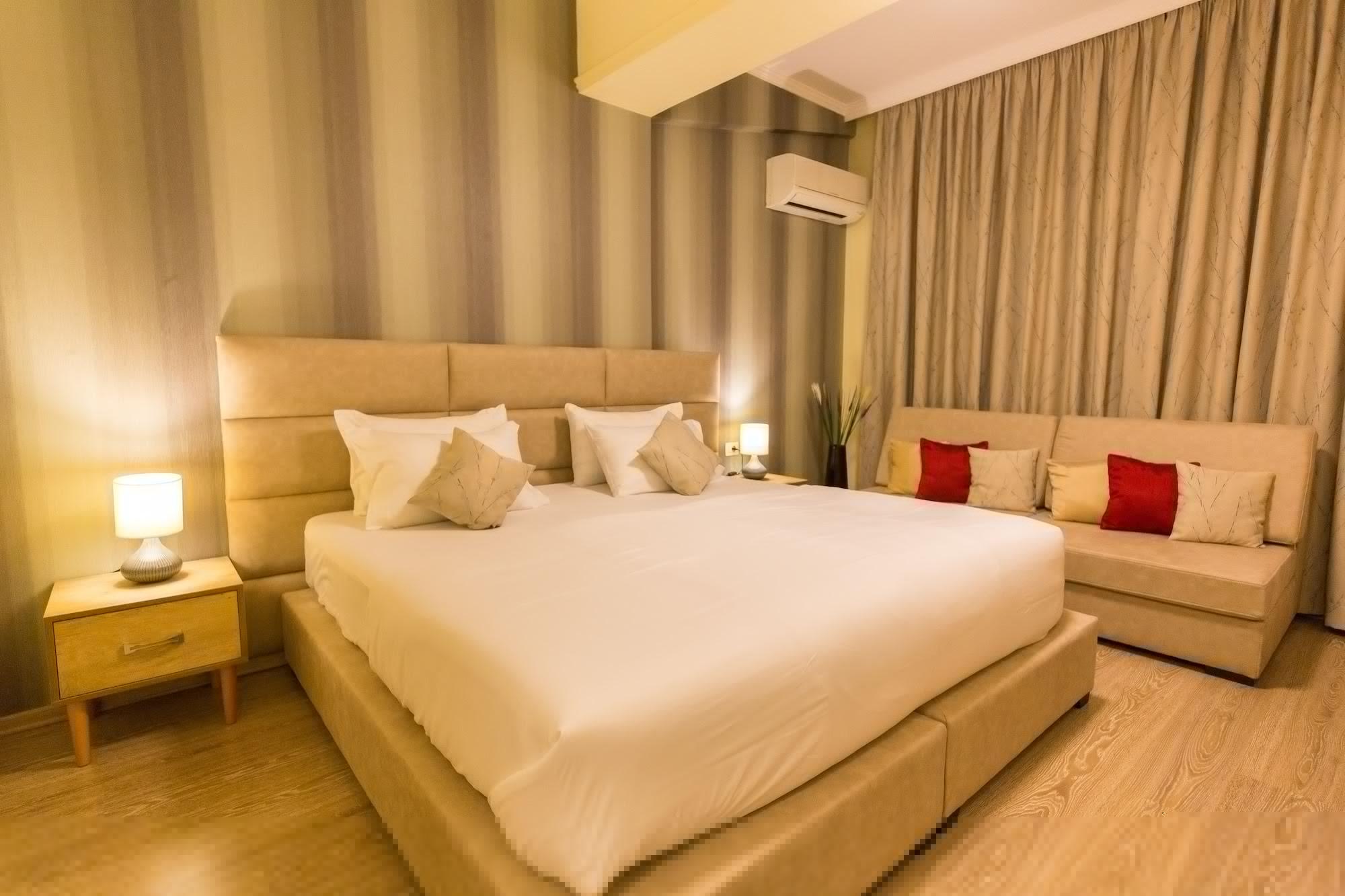 Hotel Baron Тирана Экстерьер фото
